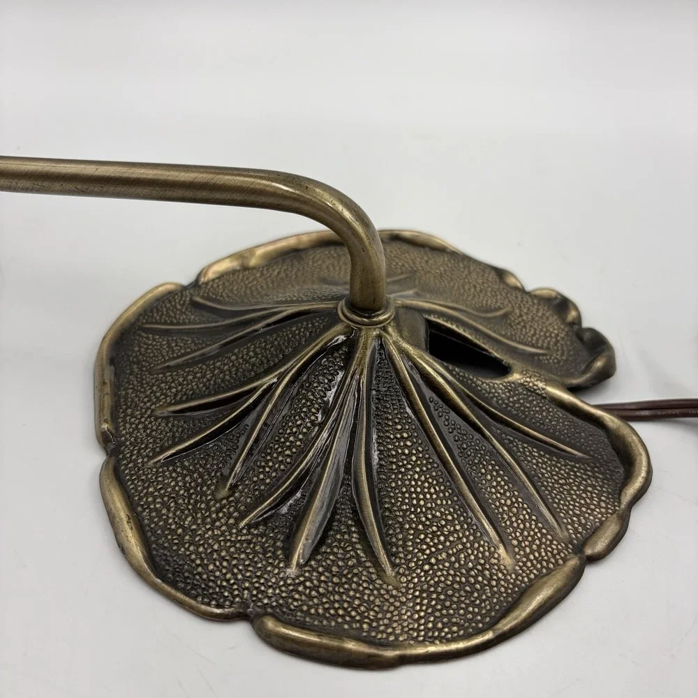 VTG  Brass Lily Pad Gooseneck Desk Lamp Green Ruffle Glass Shade MCM Deco